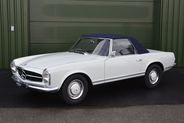 Mercedes Benz SL Pagode 230 1964