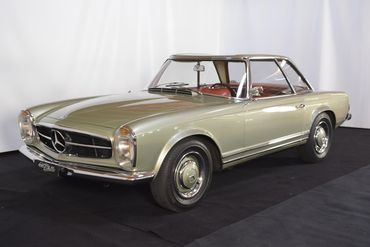 Mercedes-Benz SL Pagode 230 SL 1964